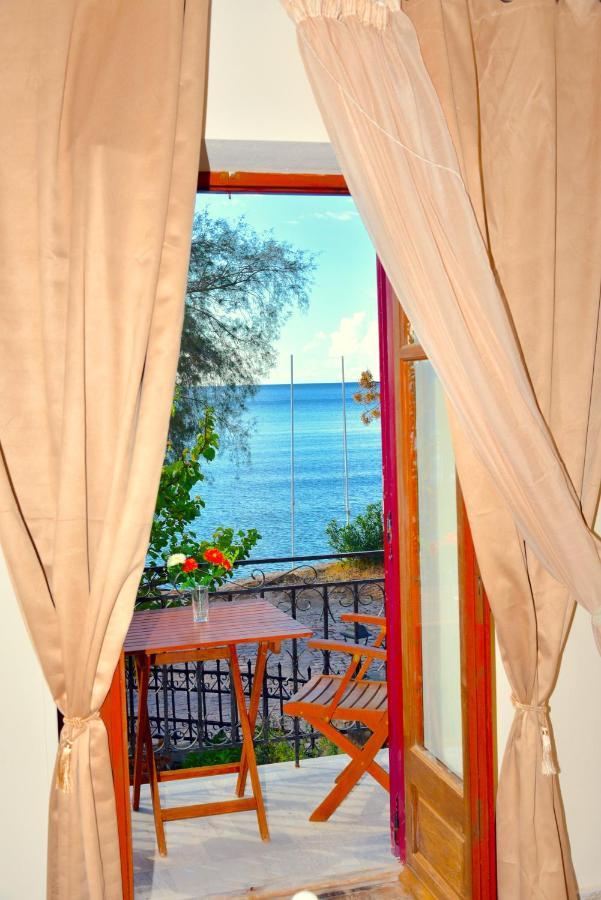 Hermes Hotel Mithimna Extérieur photo