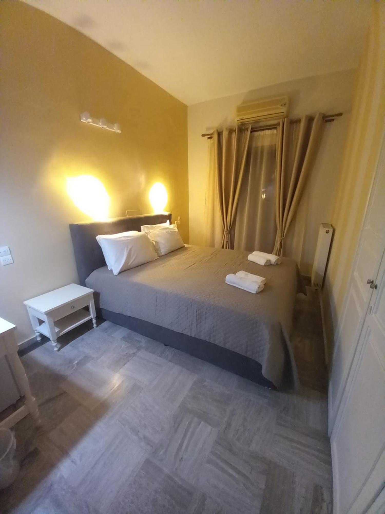 Hermes Hotel Mithimna Extérieur photo