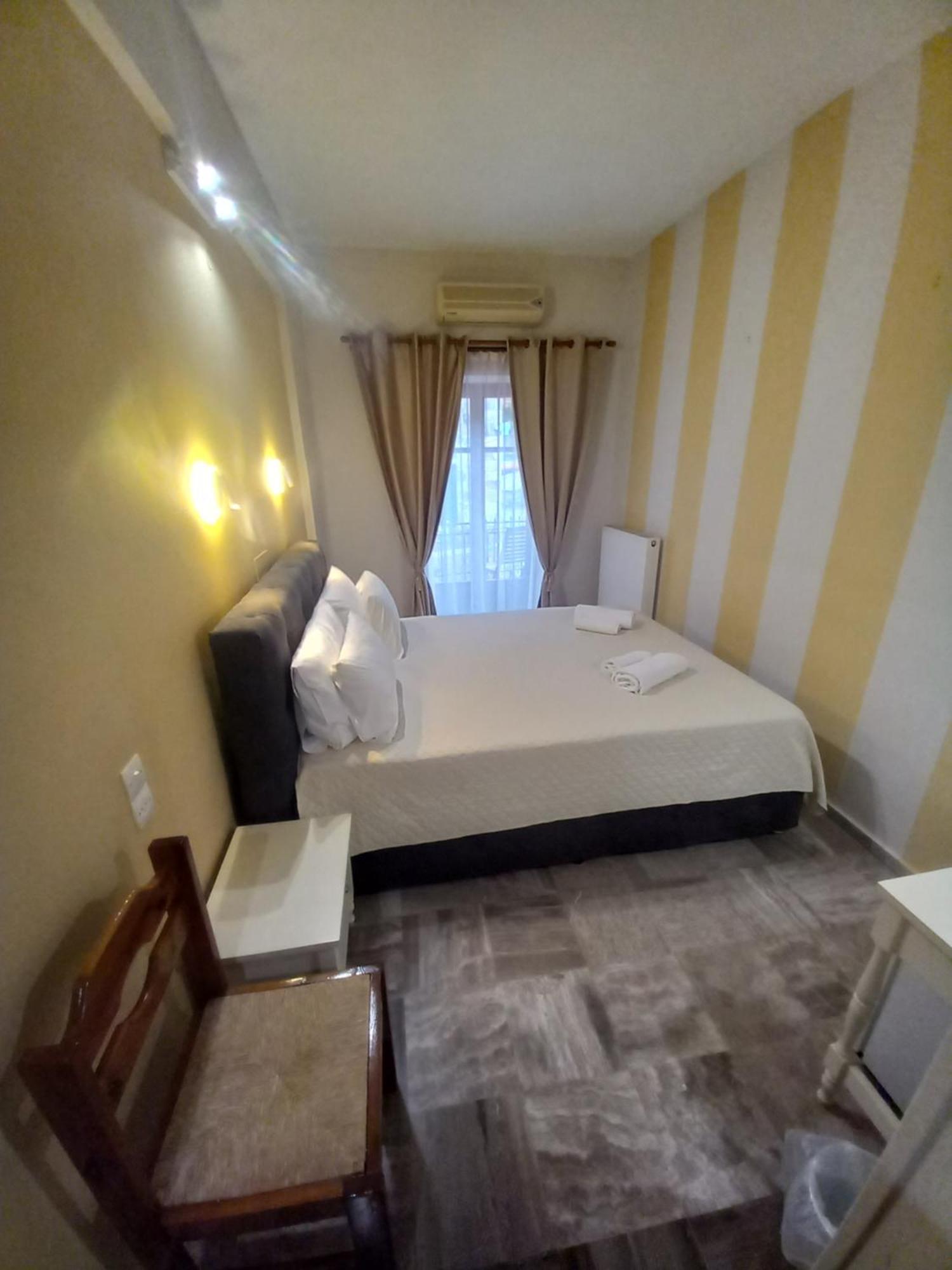 Hermes Hotel Mithimna Extérieur photo